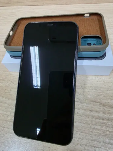 iPhone 11 MHDA3BR/A A2221 64GB Preto