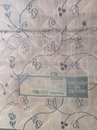 2 Colchões usado. *