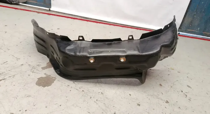 Parabarro Caixa Roda Hilux Traseiro LE 06/15 53285