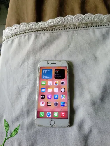 iPhone 8 plus 64 giga funcionando