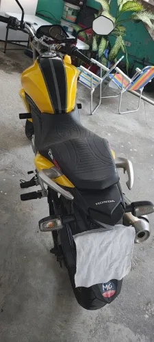 Moto em excelente conservação