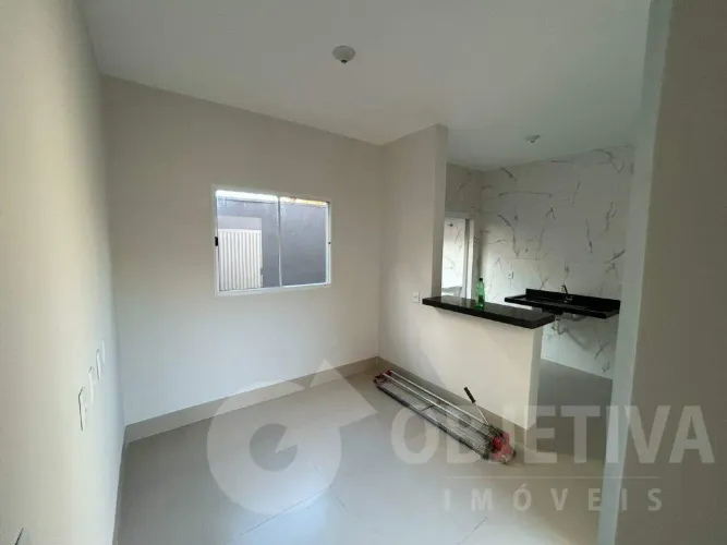 Casa à venda, 2 quartos, 1 suíte, 1 vaga, MORUMBI - UBERLANDIA/MG