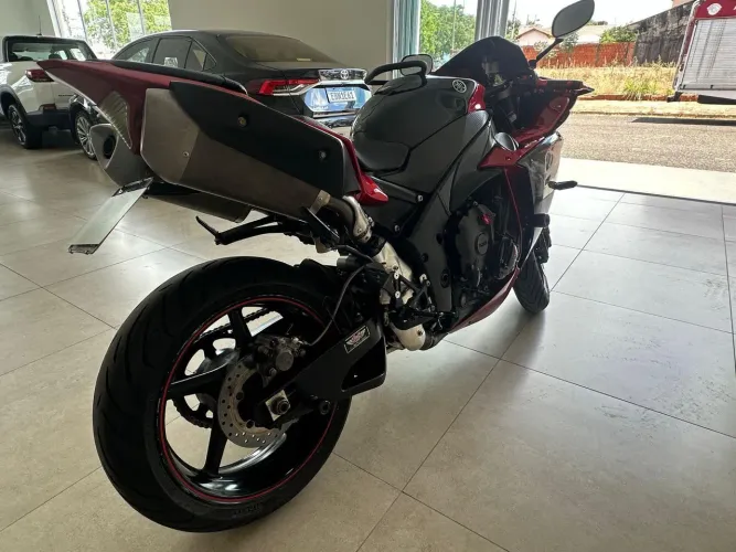 YZF-R1 YZF R1 VERMELHA 2011/2012
