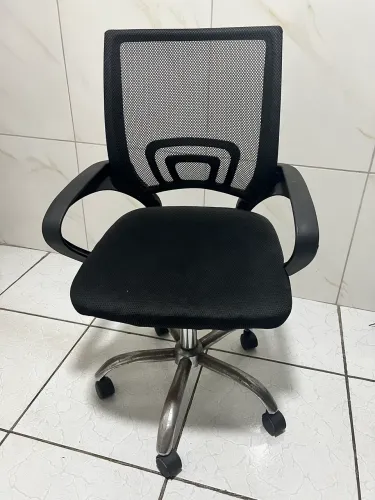 Cadeira de Escritório giratória