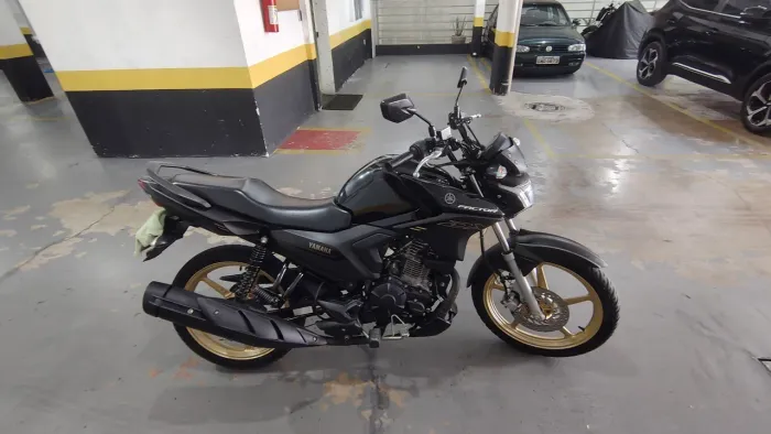 Vende-se ou troca factor DX 150 ano 2025