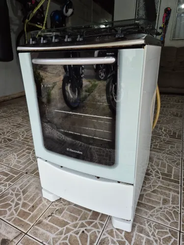 Vendo Fogão Electrolux