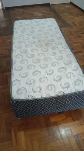 Cama de solteiro
