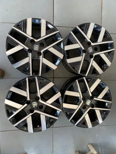 Rodas 15 cronos,Argo,palio,uno,mobi,strada