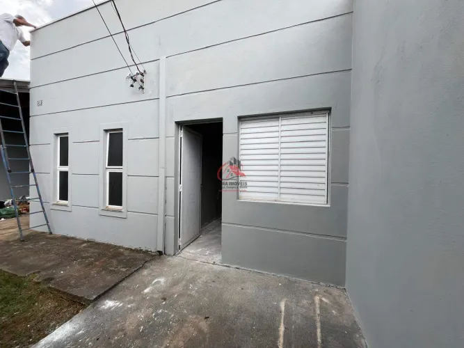 Casa no Condomínio Vanice Andrade com 2 Quartos, quintal e canil