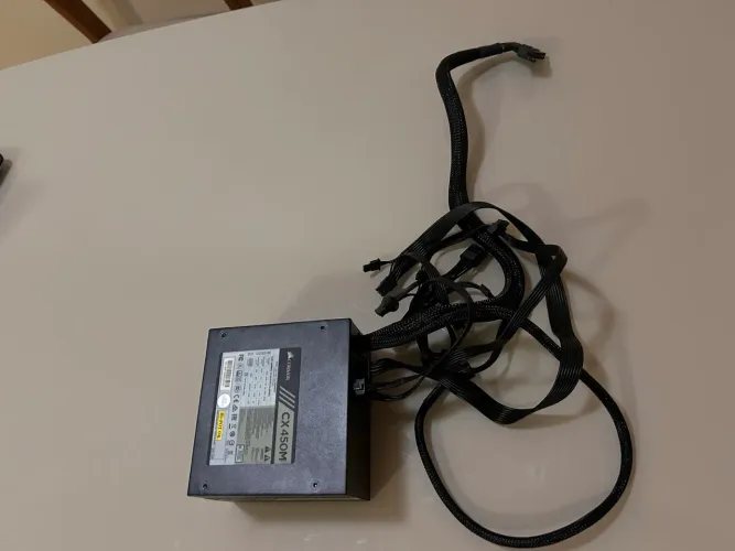 Fonte corsair cx 450M