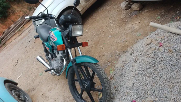 Moto CG Titan 125 .