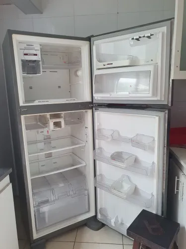 GELADEIRA FROST FREE BRASTEMP