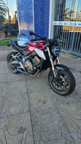 CB 650 R