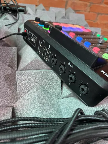 Rode Interface De Áudio Rodecaster Pro  2 Preto Bivolt