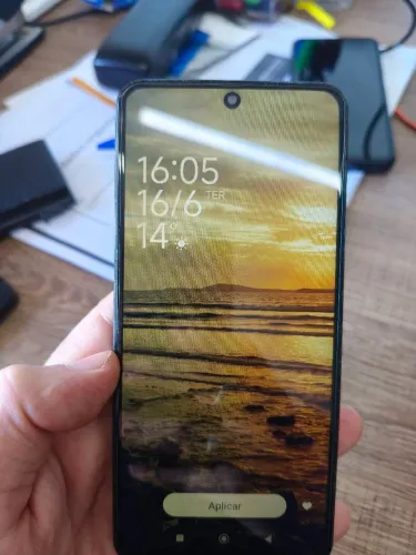 Celular Xiaomi Poco F4 5G em ótimo estado!