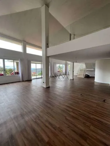 Casa para no Locação Condomínio Morro do Chapéu com 4 Quartos 460m²