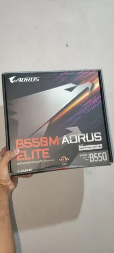 Placa mãe B550M AORUS ELITE NUNCA USADA!!