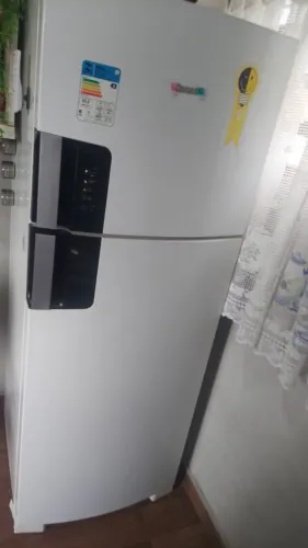 Geladeira funcionando perfeitamente 