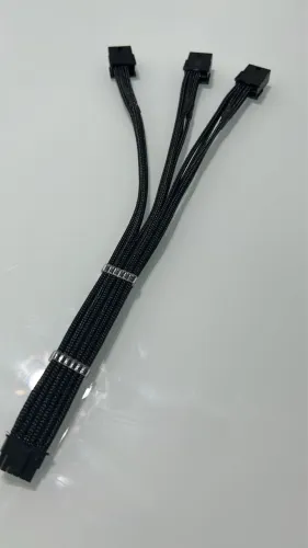 Adaptador 12 VHPWR PARA 3 pcie 8 pinos (6+2) novo