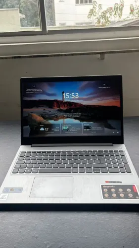 Notebook Lenovo IdeaPad 3i (82BS000JBR) - NVIDIA MX330 | SSD NVMe | Ótimo estado