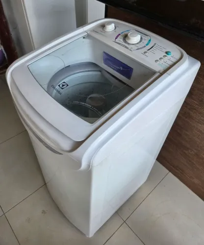 Vendo Máquina de Lavar Electrolux 8kg