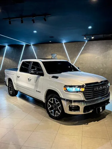 Ram 1500 Laramie 3.0 CD Bi-TB 4X4 Aut. 2025