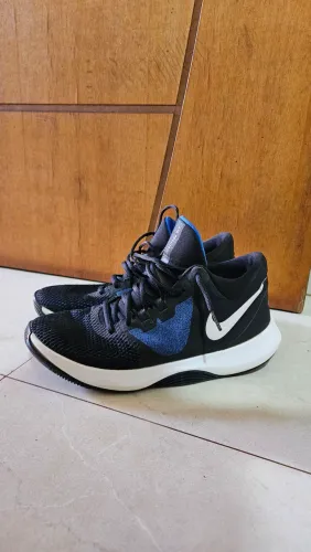 Tenis nike Azul n42
