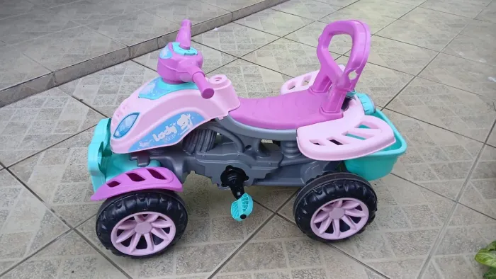 Quadriciclo infantil