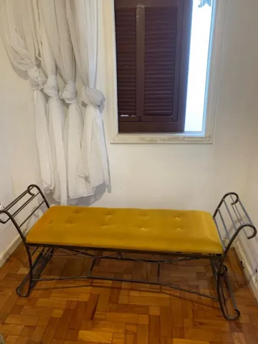 Cômoda alta (Chiffonier