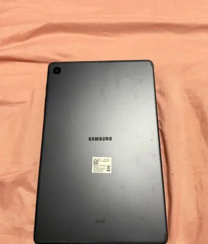 Tablet Sansung S6 Lite - semi novo (incluso teclado+Mouse)