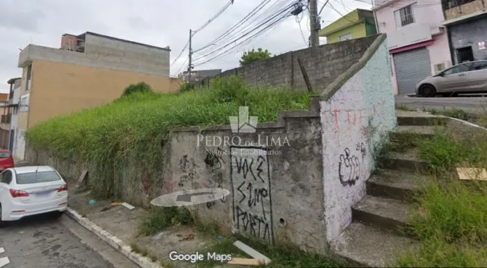 Terreno de esquina na região do Ermelino Matarazzo