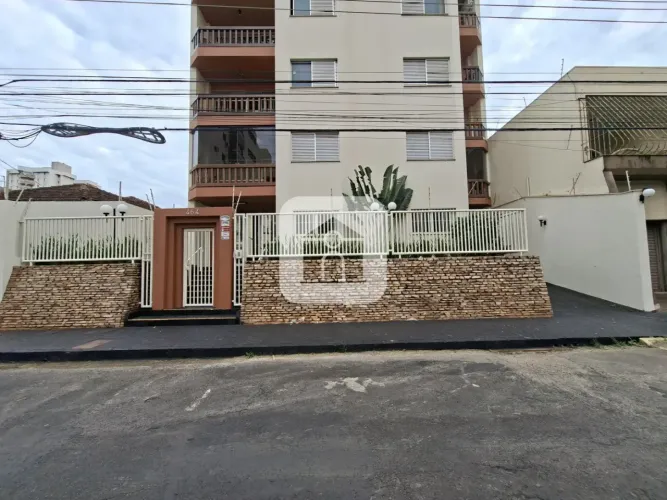 Apartamento para locação no Bairro Osvaldo Rezende