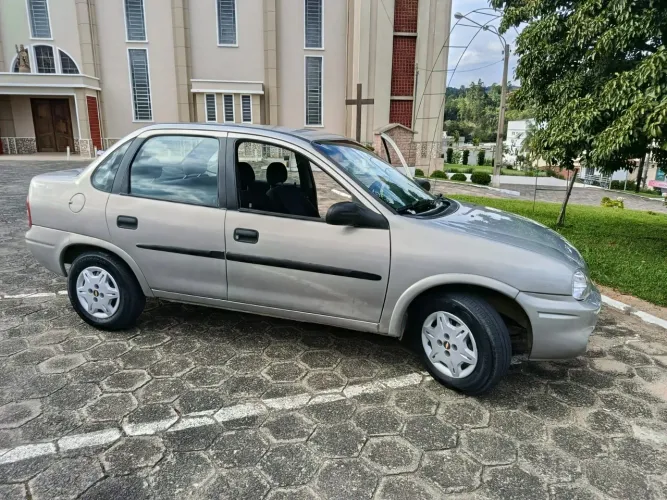 Chevrolet Corsa SED Classic Spirit 1.6 MPFI VHC 8V 2005