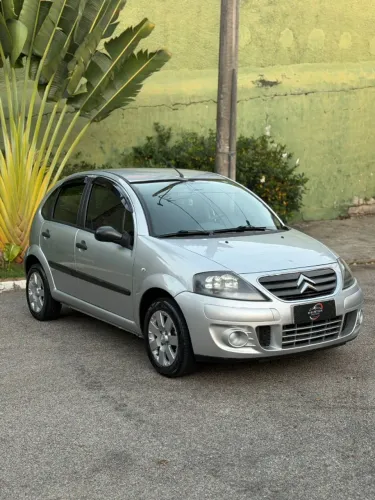Citroen C3 GLX 1.4/ GLX Sonora 1.4 Flex 8V 5P 2012
