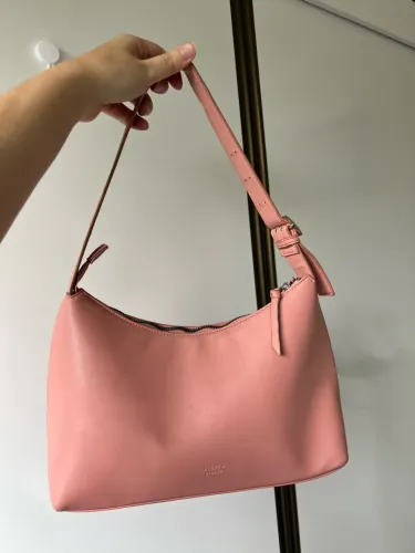 Bolsa Arezzo Tiracolo Rose Média - Matelassê