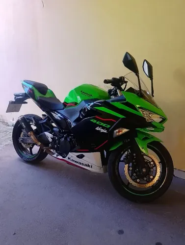 Ninja 400 KRT 2022