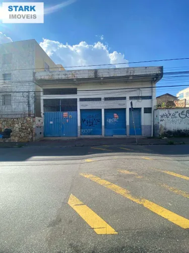 Galpão, 600m²