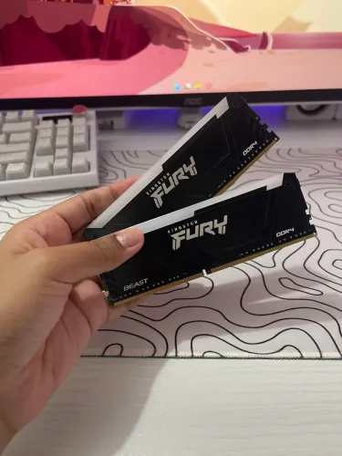 32Gb 3200Mhz Kingston Fury RGB (2x16) - Envio OlxPay - Aceito cartão e Entrego 