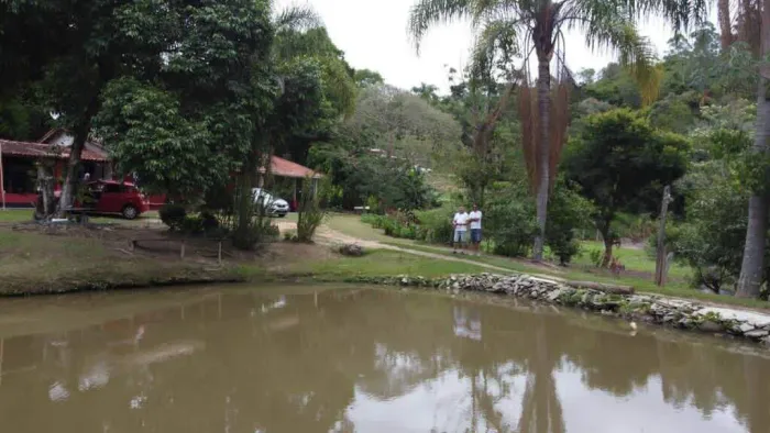 Chácara com 3 dormitórios à venda, 52000 m² por R$ 1.100.000,00 - Paião - Guararema/SP