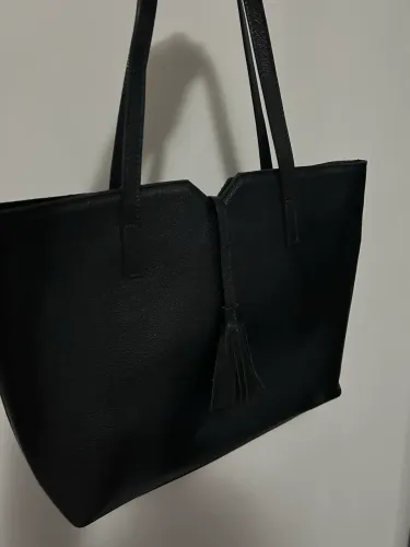 Bolsa nova Le Postiche couro 