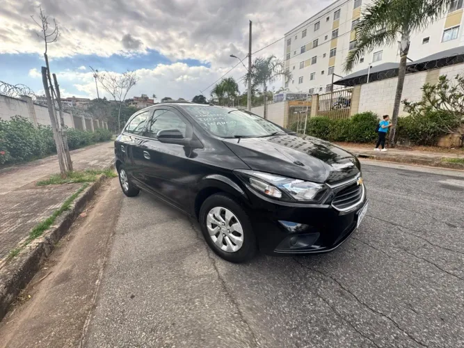 Chevrolet Onix SEDAN PLUS 1.0 12V MEC. 2018
