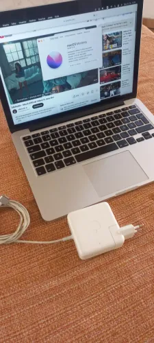 Macbook pro retina corei 5 novinho