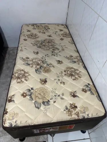 CAMA DE SOLTEIRO