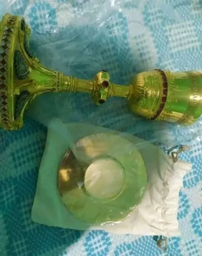Cálice dourado