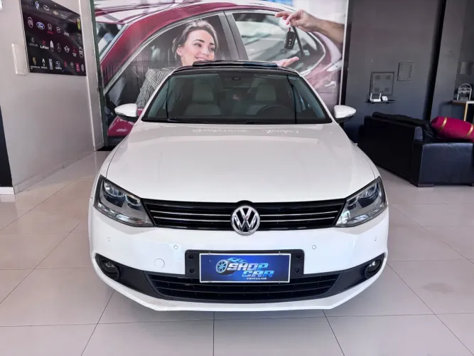 Volkswagen Jetta Comfortline 2.0 T.flex 8V 4P Tipt. 2014