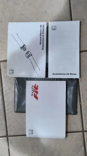 Manual do Automóvel Honda FIT 2003-2008
