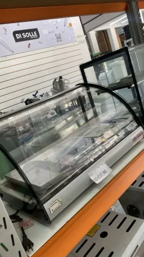 Estufa Titã 220V / Com Perfil Cinza Básica
