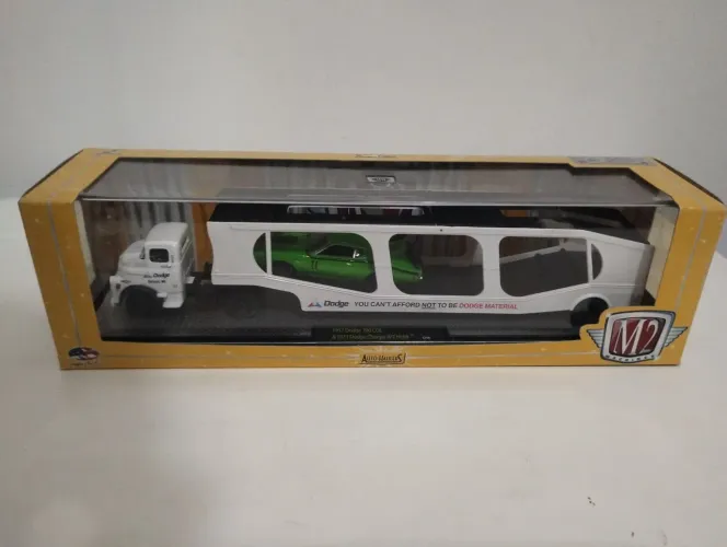 Miniatura antiga Dodge Coe cegonha M2 1/64 Dodge charger R/T