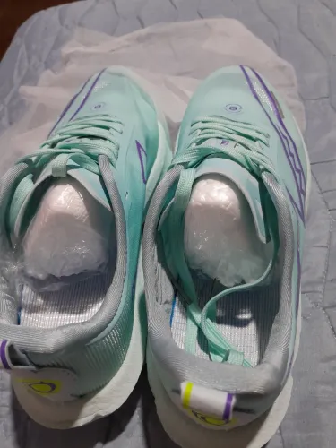 Tenis