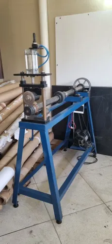 Maquina de cortar tubete
